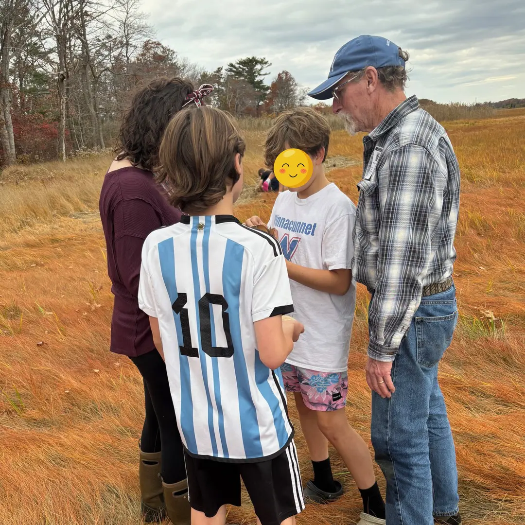 Featured image for “Seabrook Middle School – 6th grade exploration on the salt marsh”